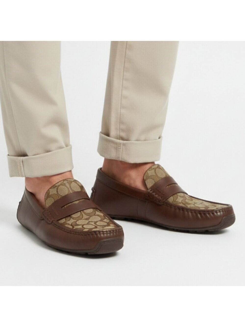 *NWT with Box COACH Liam Driver In Signature Jacquard US 7 EUR 40